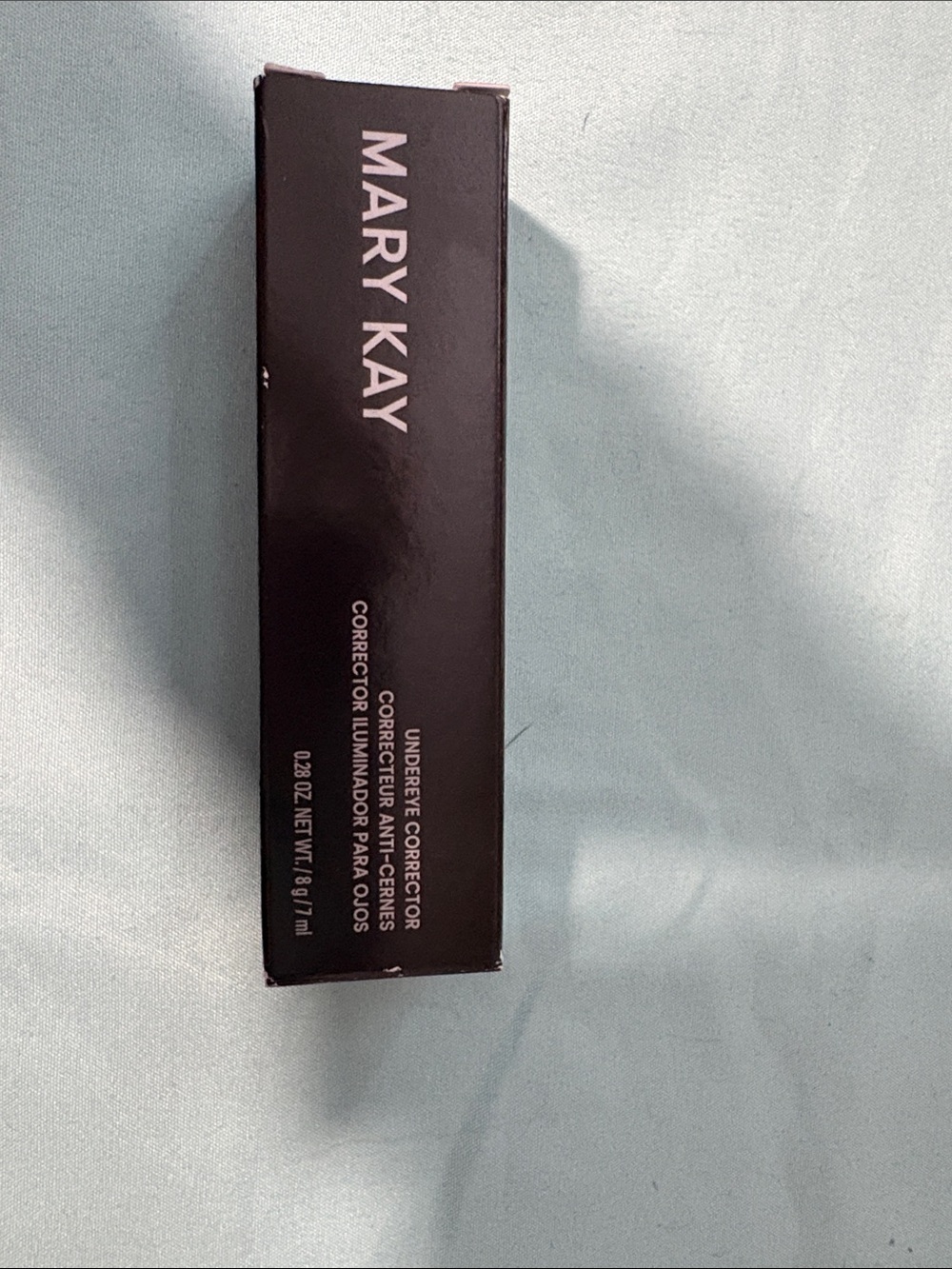 Mary Kay Under Eye Corrector-light peach